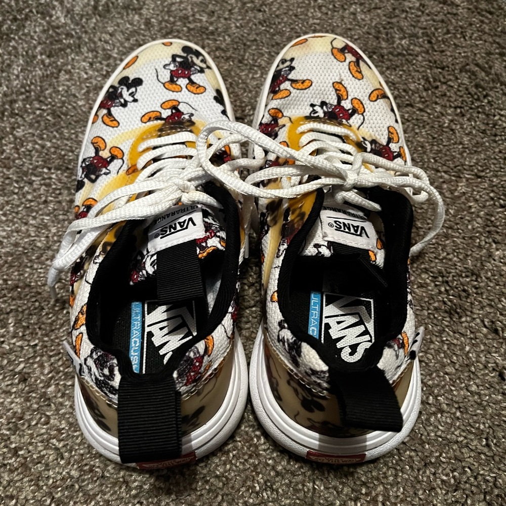 VANS Disney Mickey Mouse Collab All Over Print Sneakers Unisex HARD TO FIND